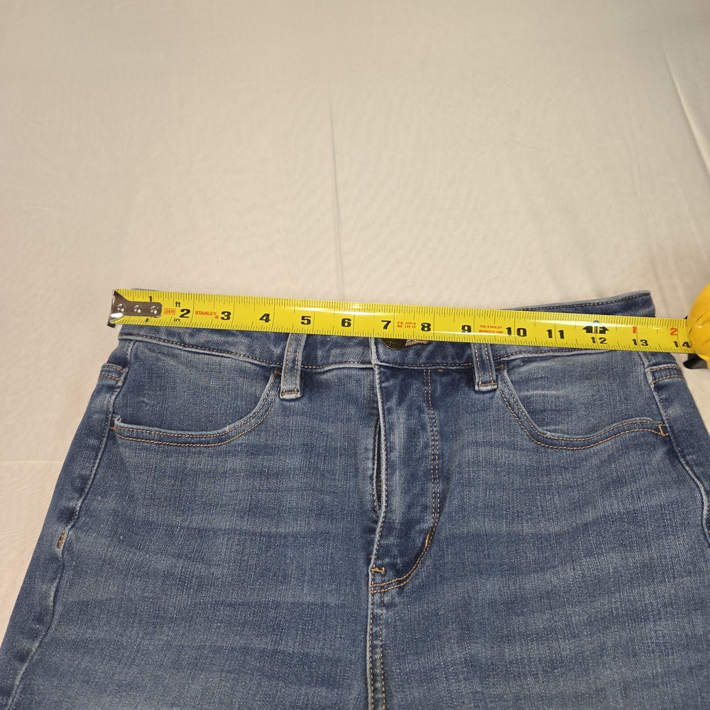 American Eagle Outfitters Light Blue Raw Edged Jeggins. Size 4. PPCP - Picture 6 of 10